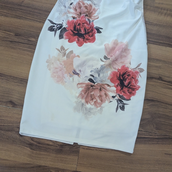 Le Chateau White Floral Backless Dress Large - Picture 2 of 6